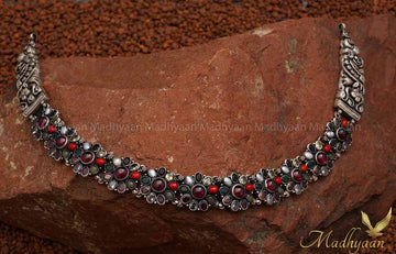 HIRAL SILVER NECKLACE